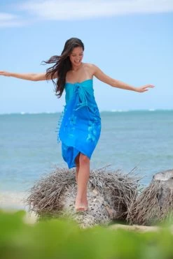 Aloha Sarong - Hibiscus Watercolor